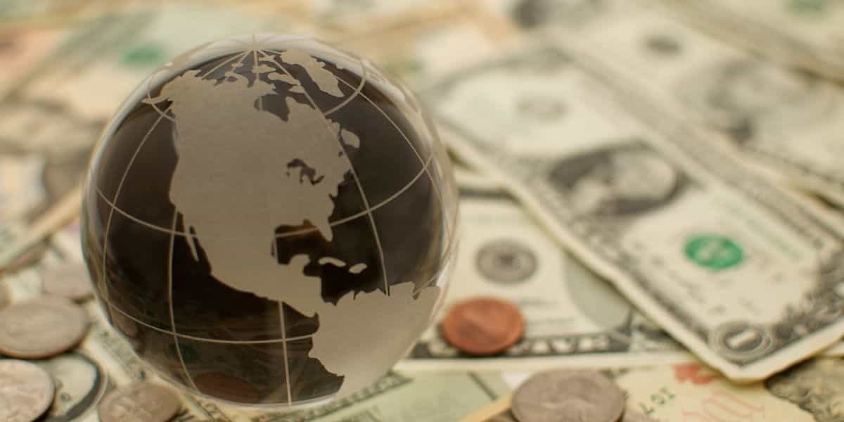 Jamie Dimon Warns of Economic Uncertainty Due to Tariffs