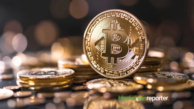 Bitcoin Targets $141K as Chart Pattern Signals Breakout