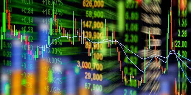 Bitcoin Surges Despite Tensions: A Closer Look at Crypto Dynamics