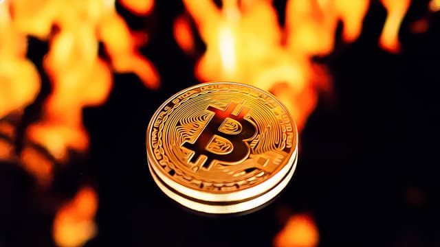 Secret Transaction Sparks Satoshi Nakamoto Rumors