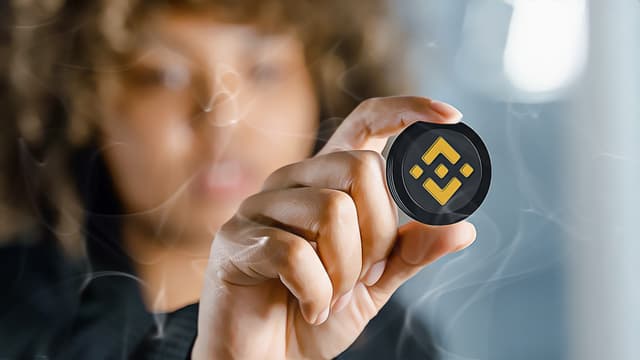 Binance Opens Doors for Ethena USDe With New Listing