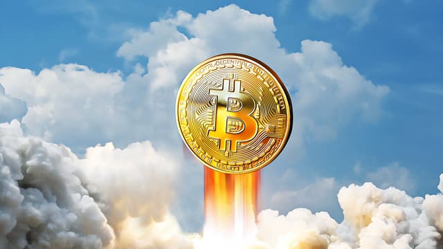 Bitcoin Exhibits Continued Volatility as Fed Deliberates Interest Rate Decisions