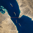 Bab el-Mandeb Strait effectively closed by which date?