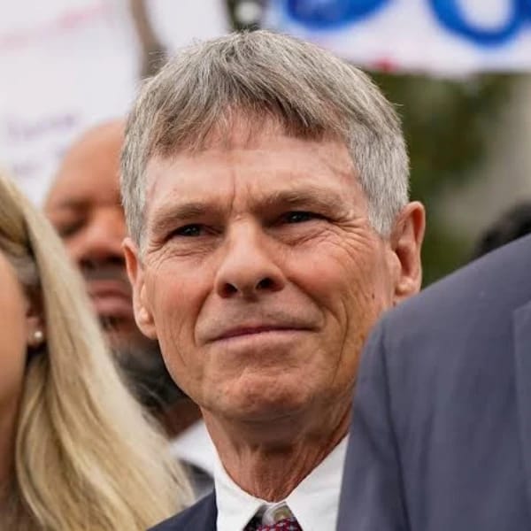 Will David Hearn be charged again in connection with the Reflecting Pool?