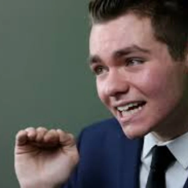 Will Nick Fuentes become President of the United States before 2045?