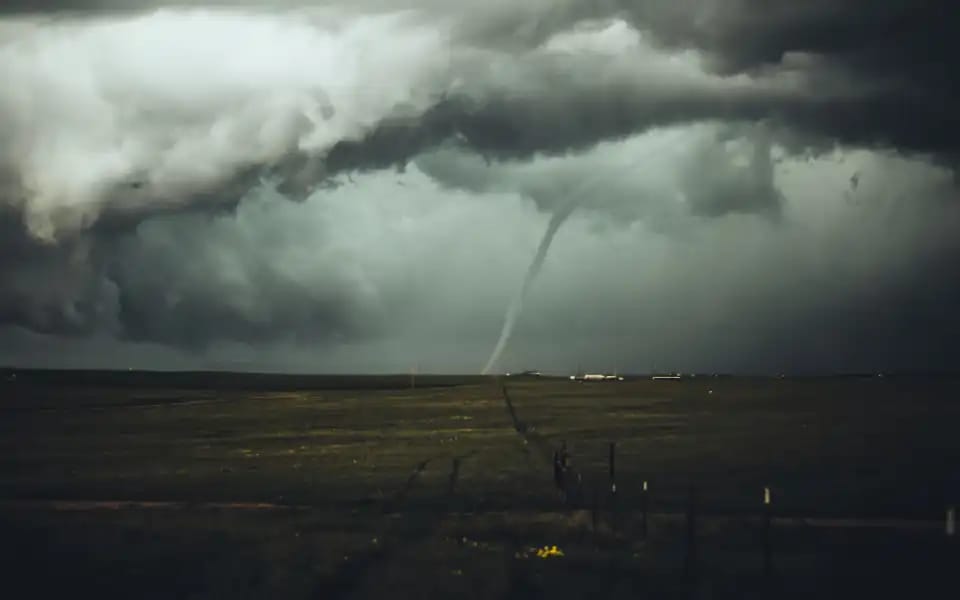 Number of tornadoes in Apr 2026?
