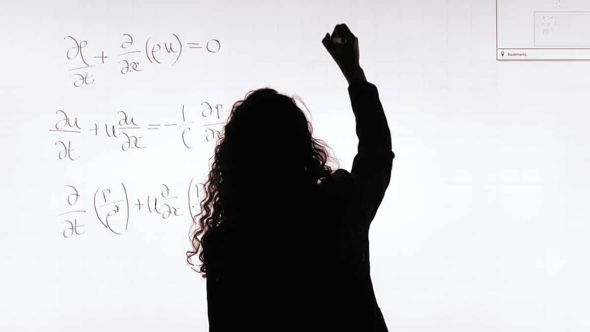 AI Is Solving Math's Best Problems Faster Than They Can Be Replaced, Terence Tao Warns