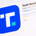 Will a court block paid early access to Trump's Truth Social posts in 2026?