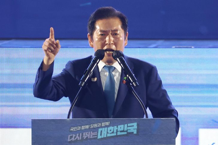 Jung Chung-rae out as DP leader by...?