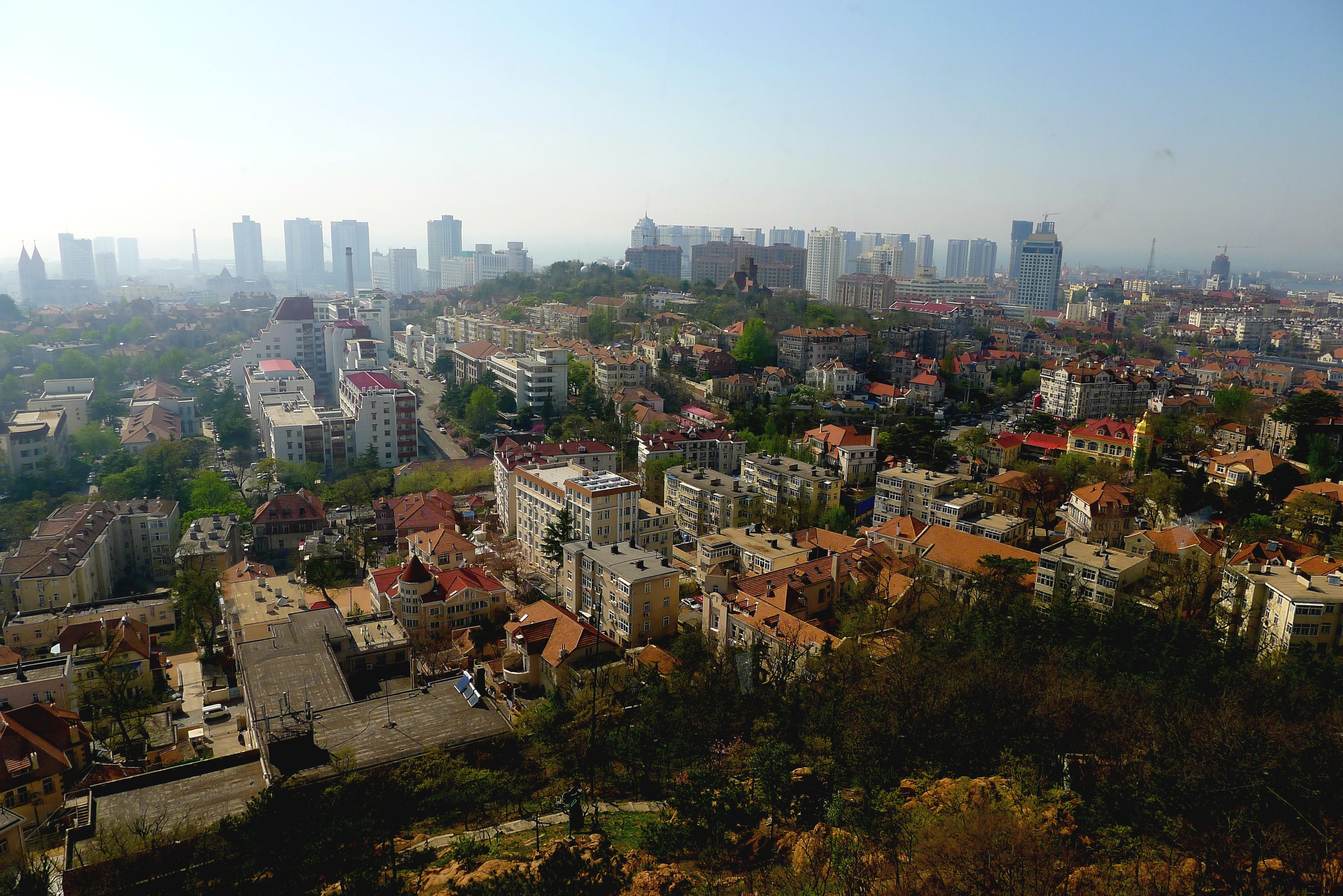 Highest temperature in Qingdao on June 14?