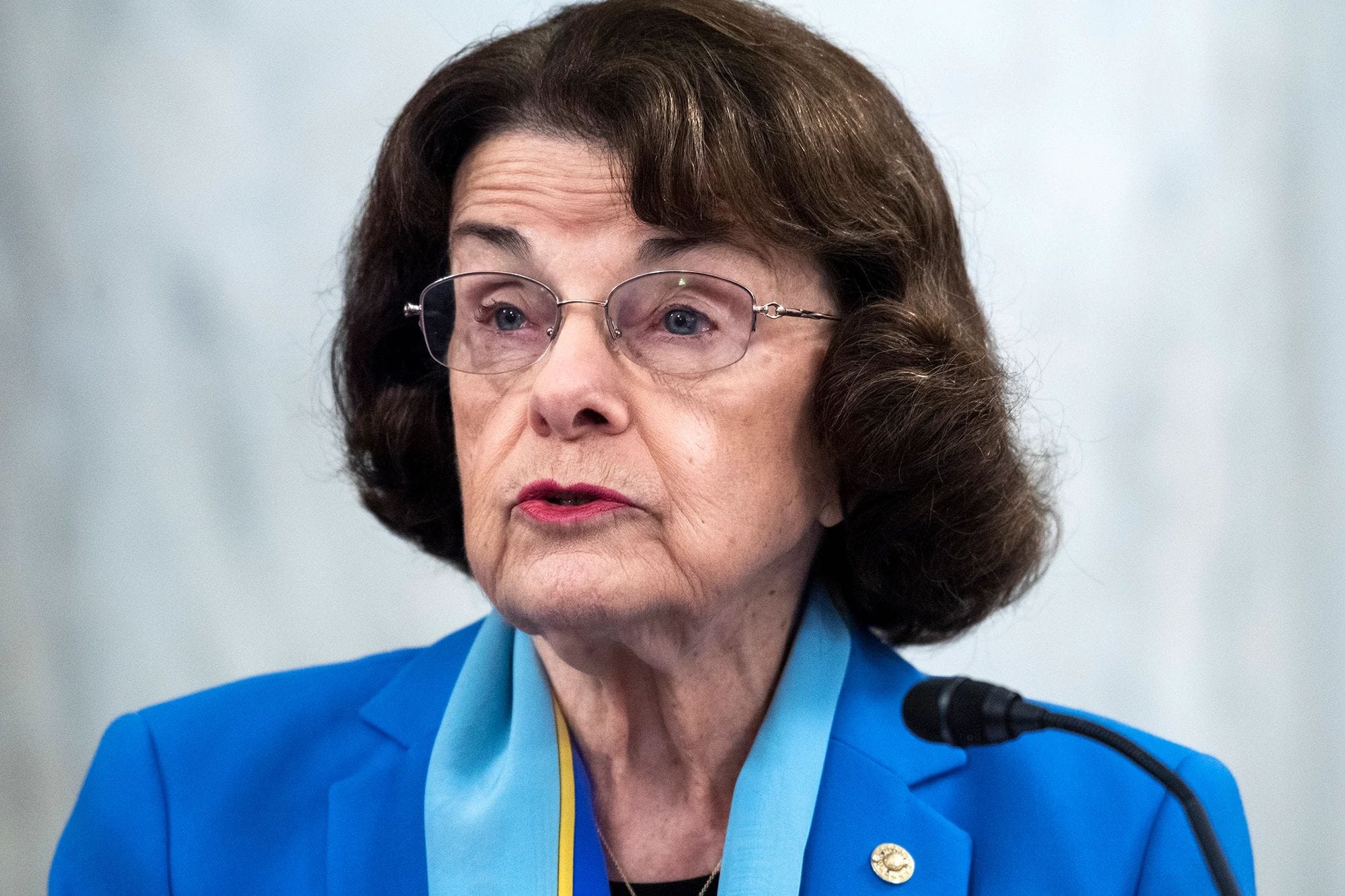 Will Dianne Feinstein resign by July 1?