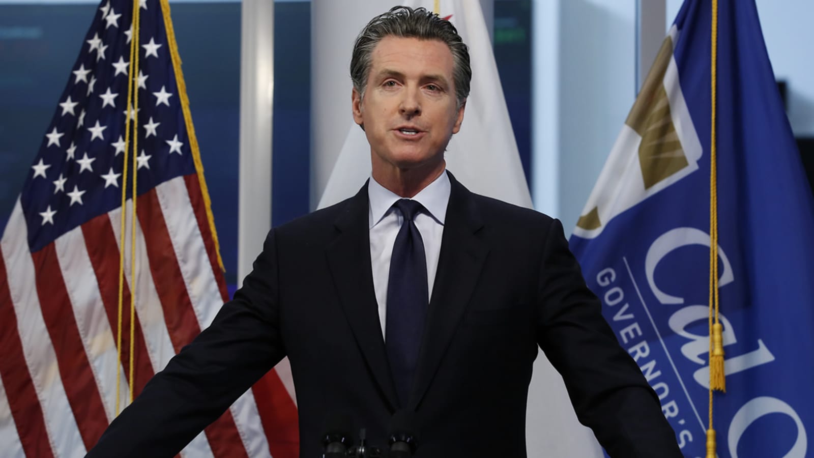 Will Gavin Newsom be Governor of California on December 31, 2021?