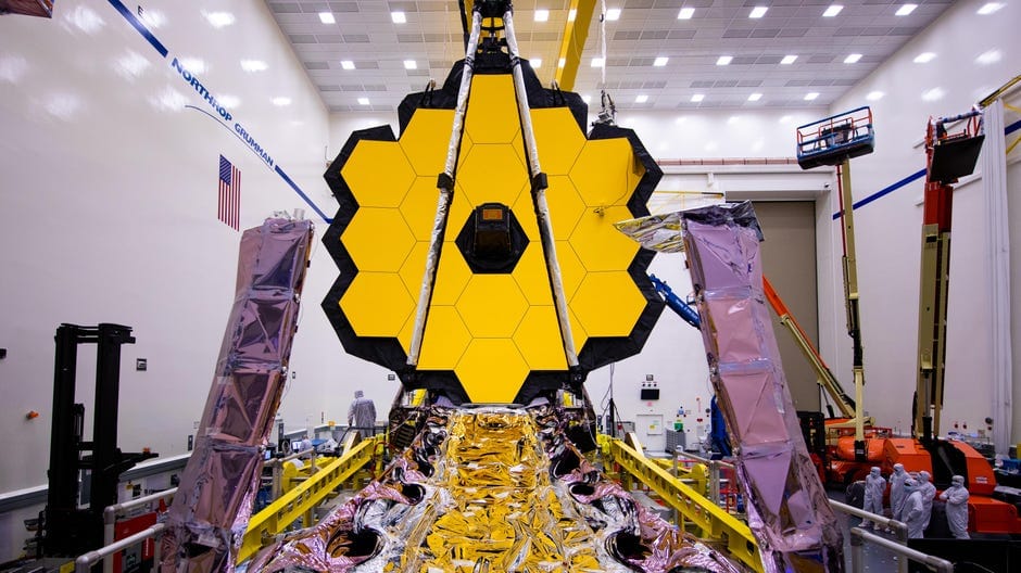 Will the James Webb telescope be launched successfully before Christmas?